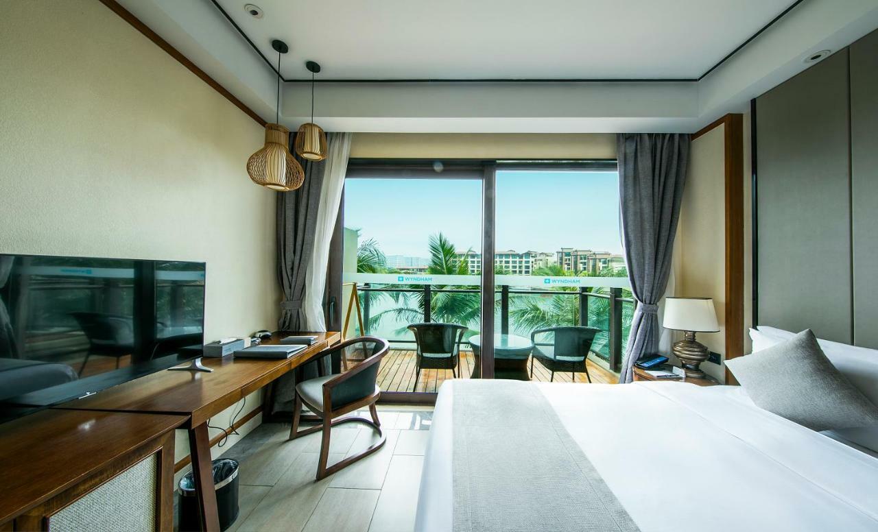 Wyndham Shenzhou Peninsula Hotel Wanning Bagian luar foto