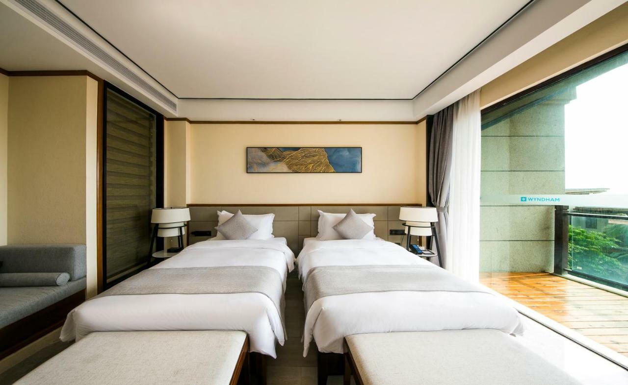 Wyndham Shenzhou Peninsula Hotel Wanning Bagian luar foto